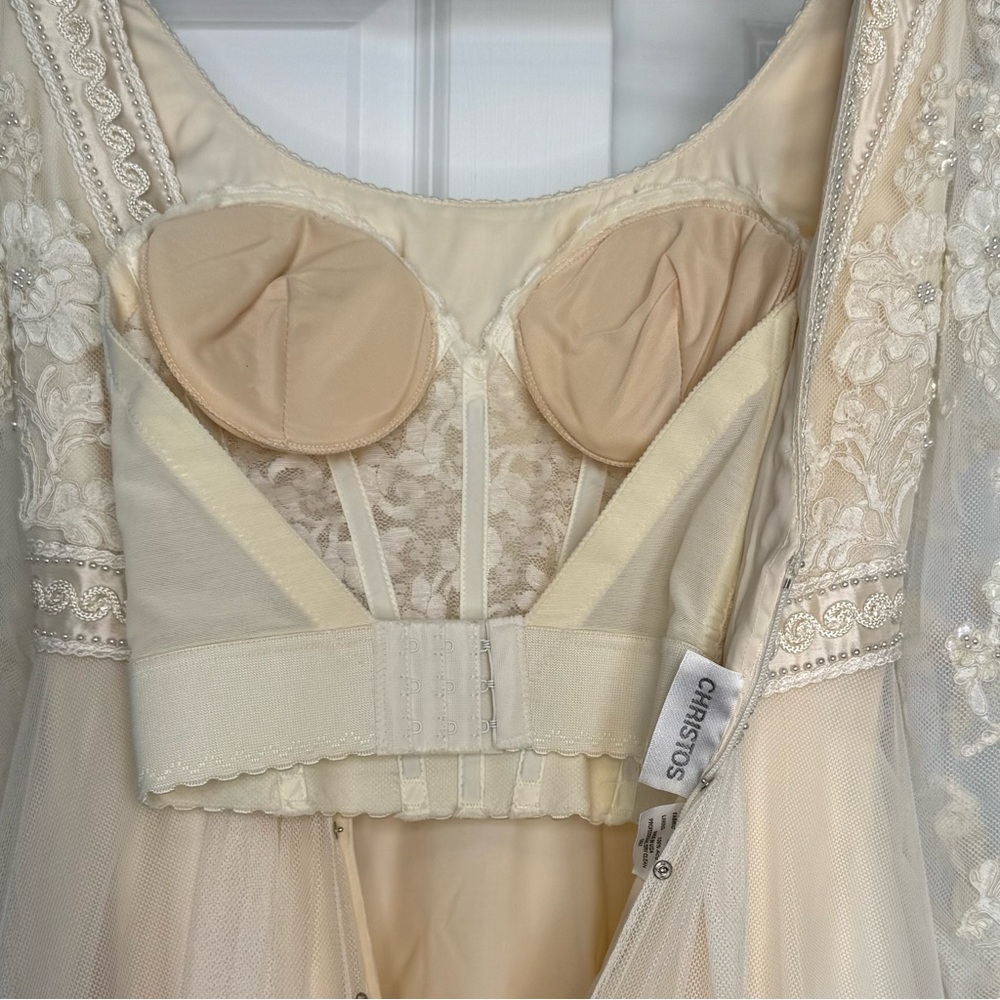 Christos Vintage Couture Wedding Dress Long Sleeve A-Line Silhouette - Picture 11 of 16